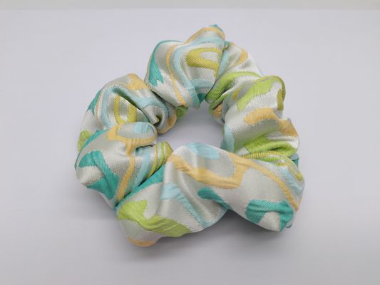Chique en diverse kleuren Stoffen Scrunchies Opvallende kleuren Modieuze look